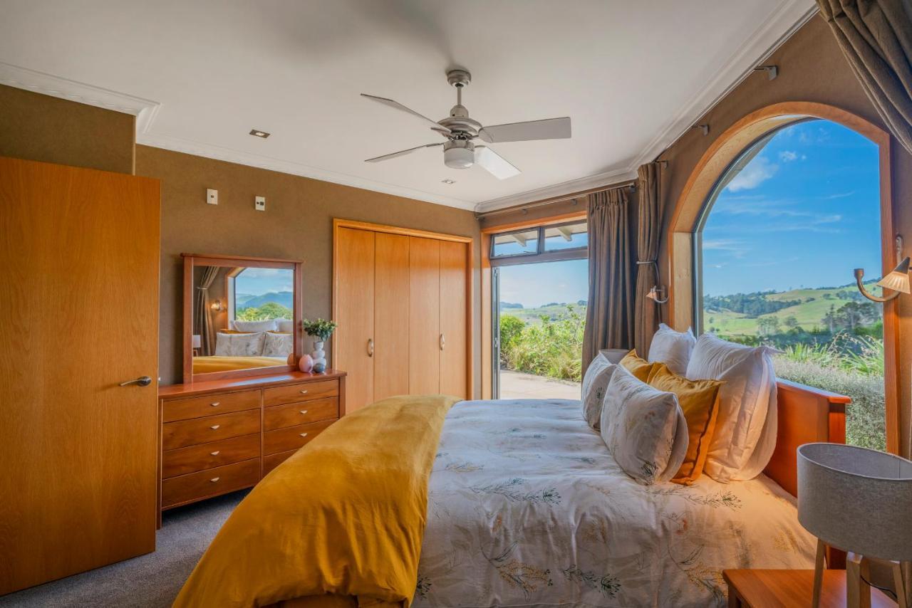 Luxury Country Retreat Apartment Cooks Beach Екстериор снимка